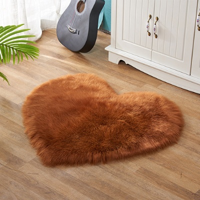 Soft Heart Shape Faux Fur Rugs